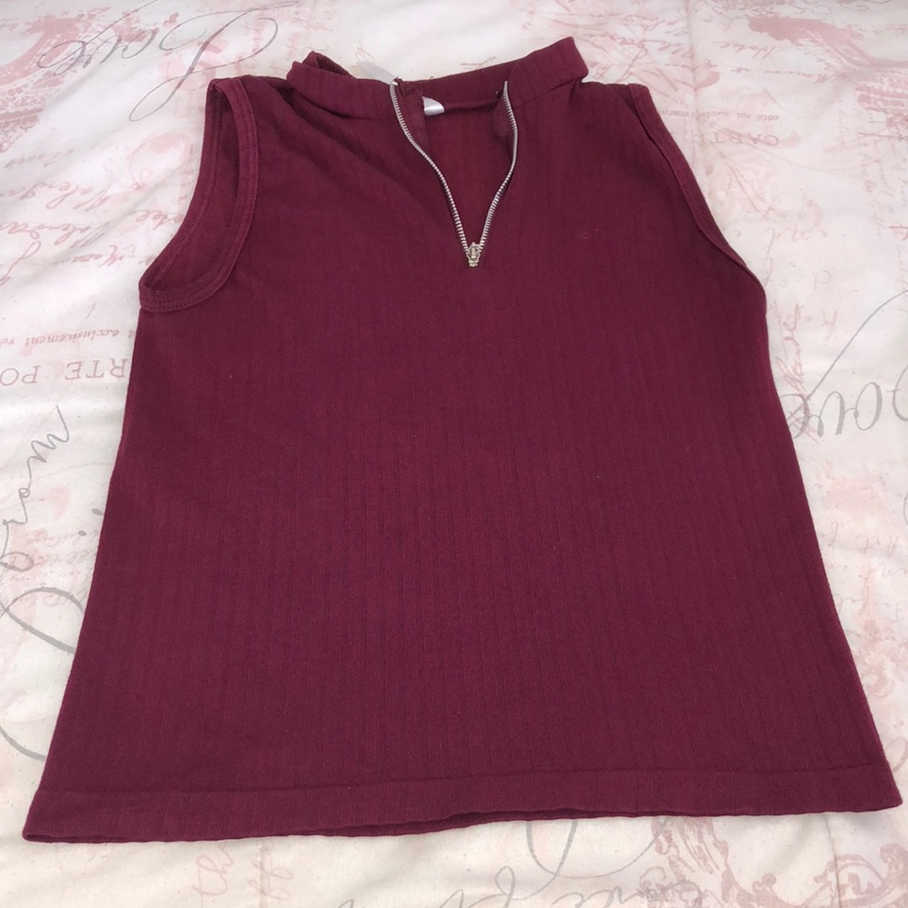 Maroon tank top with zipper